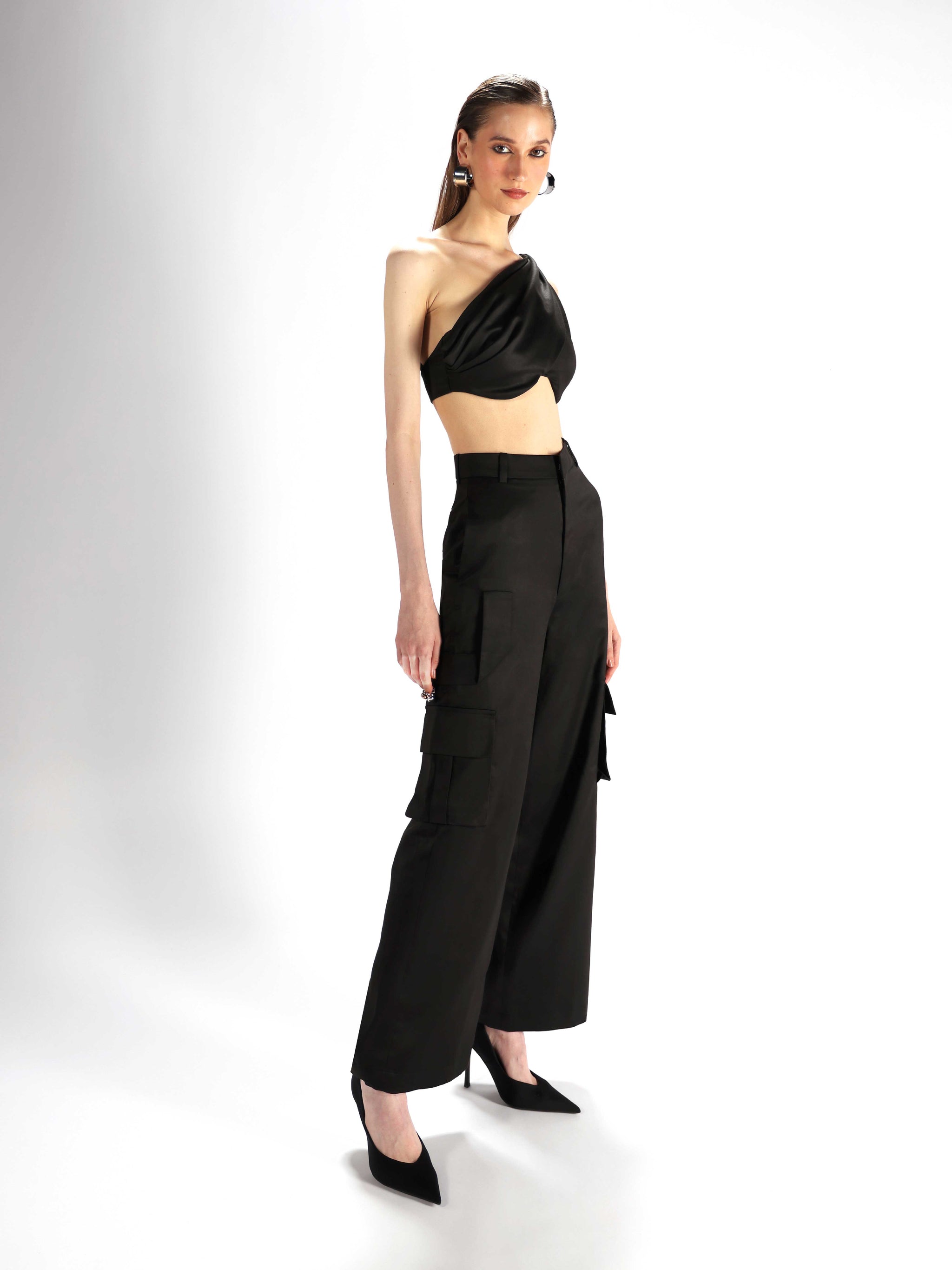 Noire Underwire Top